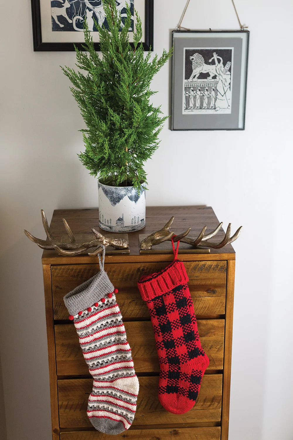 Bronze Antler Stocking Holders (Set of 2)